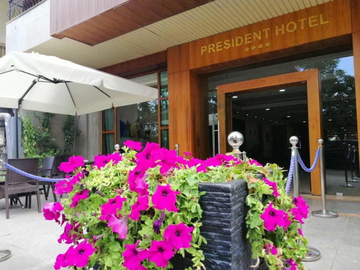 President Hotel Jounieh Ngoại thất bức ảnh